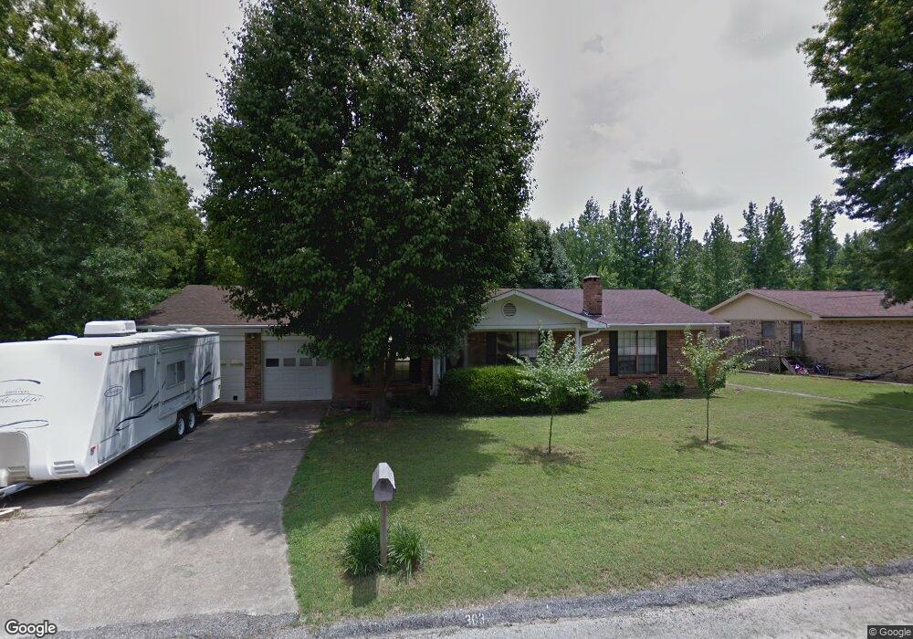 303 Foxfire Dr, Paragould, AR 72450 - photo 1