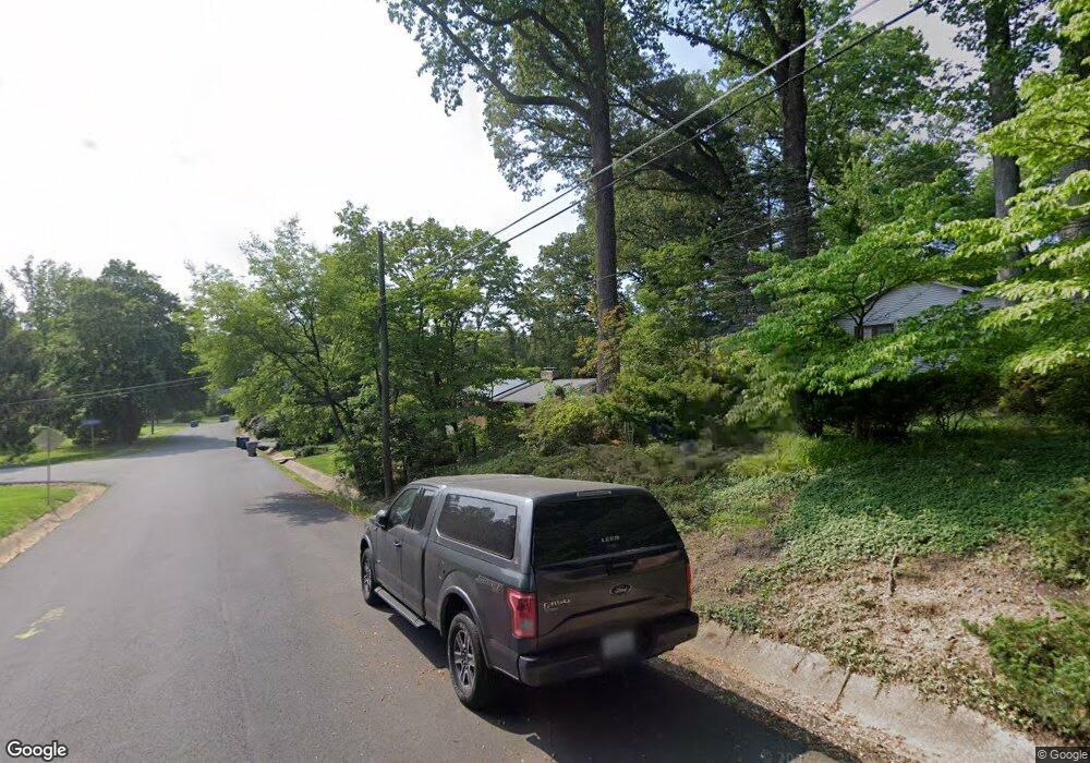 6448 Lily Dhu Ln, Falls Church, VA 22044 - photo 1