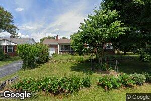 403 Plymouth St, Athens, WV 24712