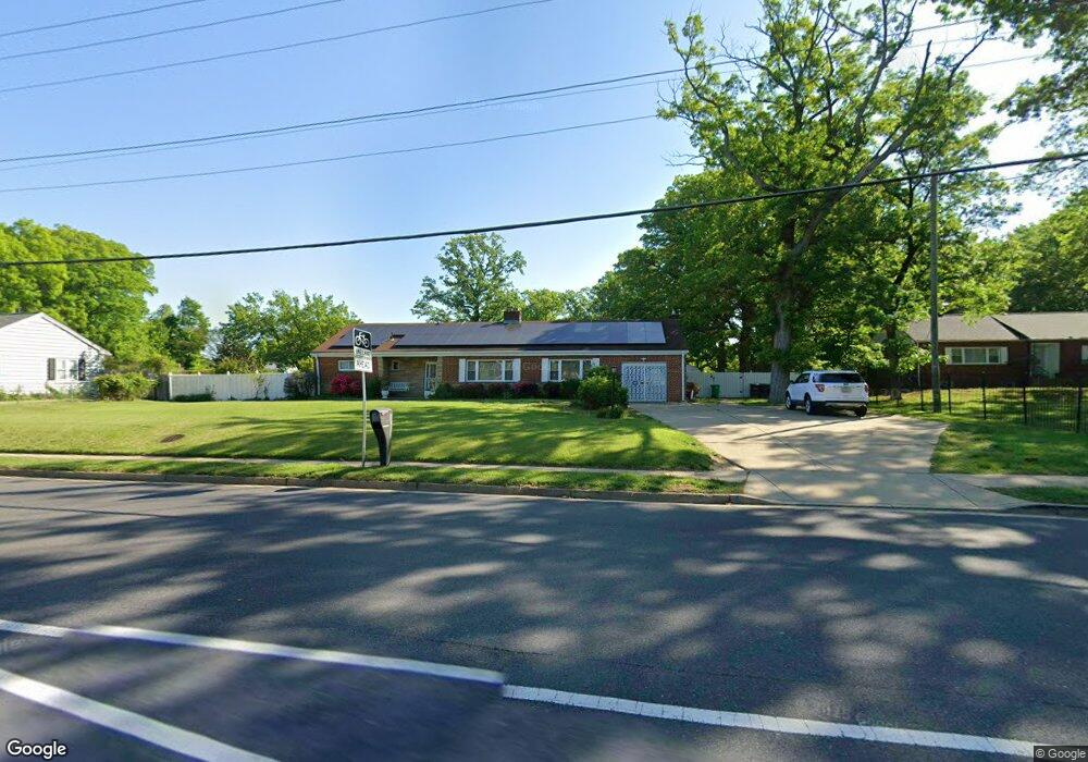 5300 Wheeler Rd, Oxon Hill, MD 20745 - photo 1