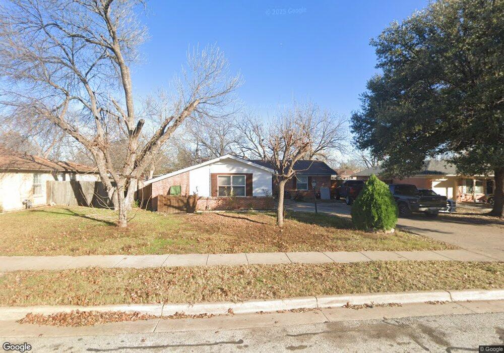 5120 Nancy Ln, North Richland Hills, TX 76180 - photo 1