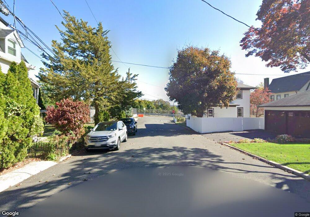 ELIZABETH Elizabeth Place unit 2, Orangetown, NY 10960 - photo 1