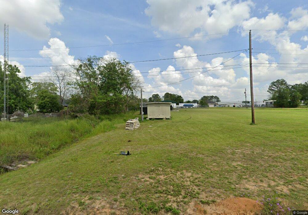 211 Roswell St, Tifton, GA 31794 - photo 1