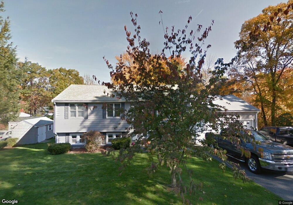 10 Chestnut Rd, Burlington, MA 01803 - photo 1