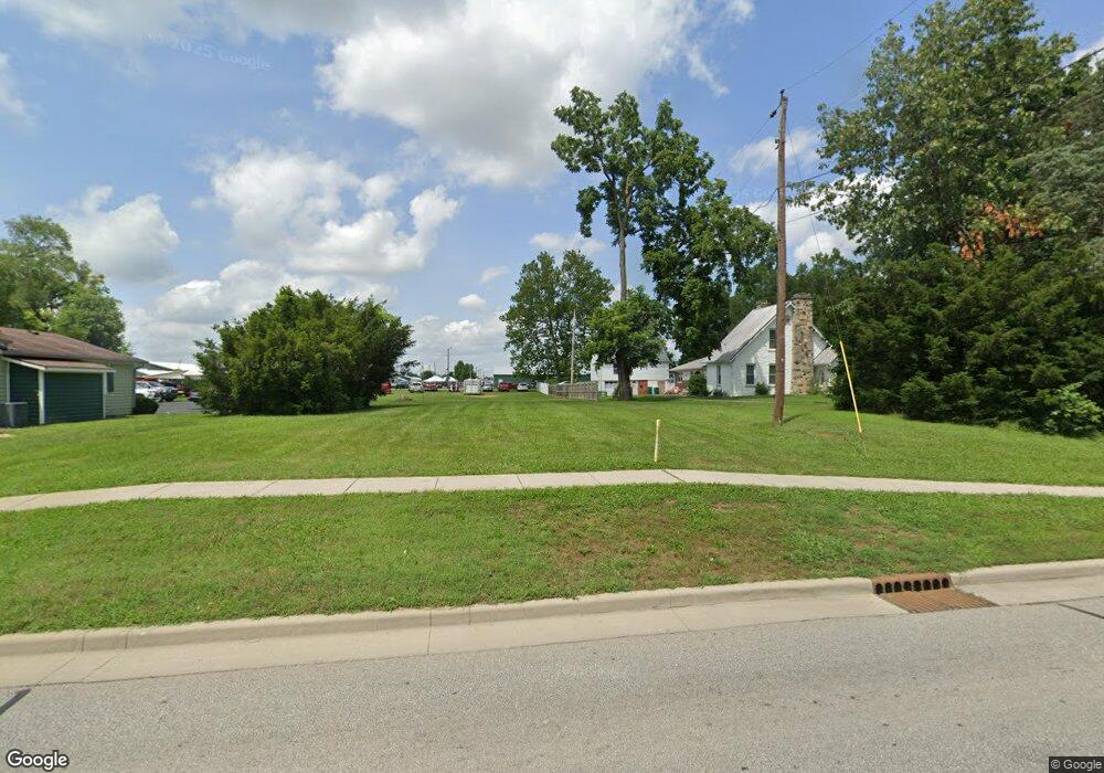 882 W Jefferson St, Franklin, IN 46131 - photo 1