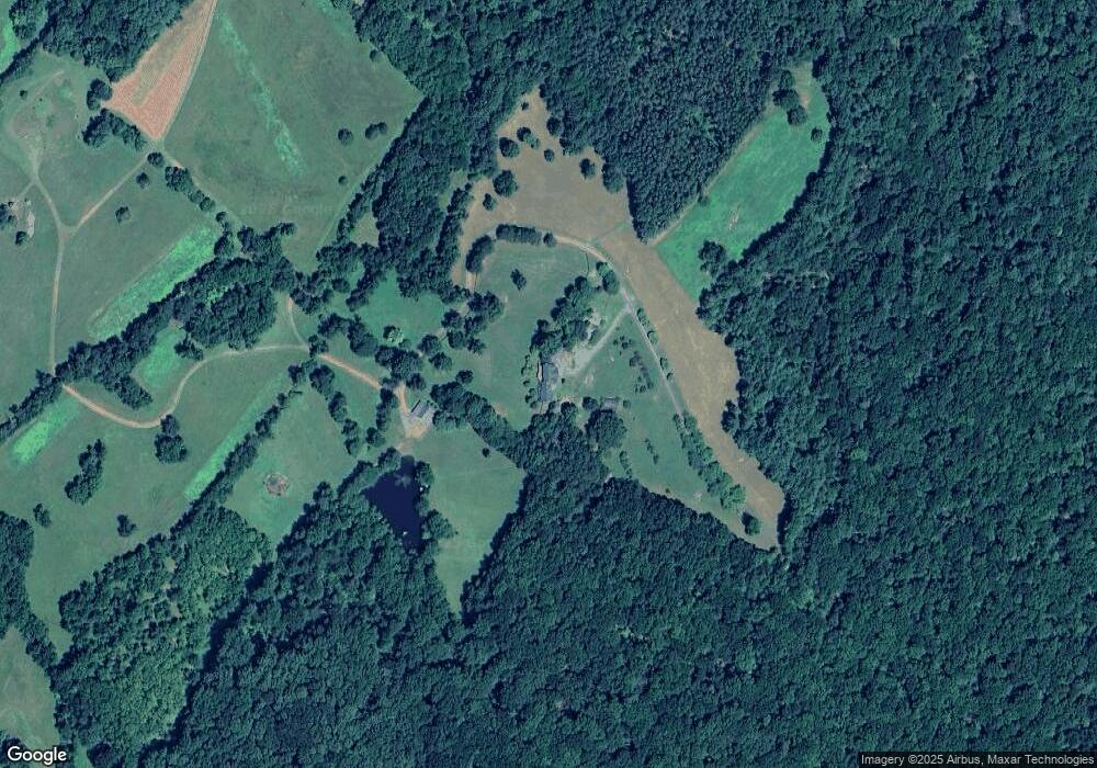 164 Castle Mountain Rd, Castleton, VA 22716 - photo 1