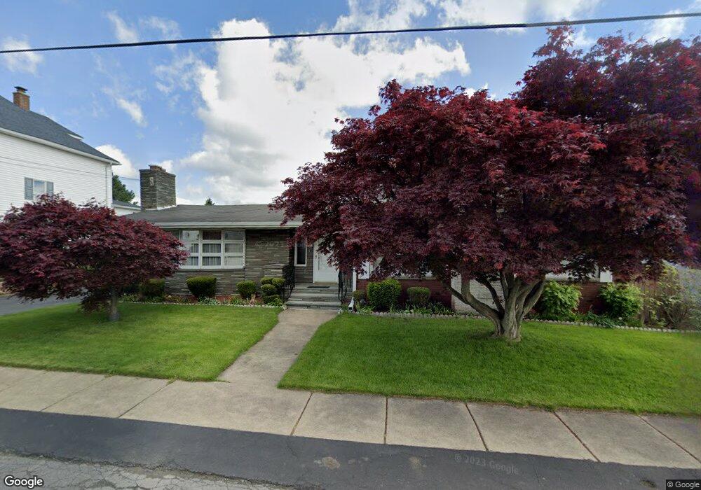 726 W Locust St, Scranton, PA 18504 - photo 1