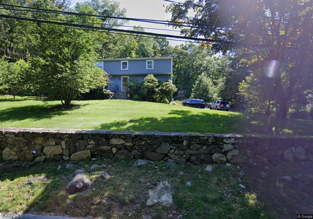 4 Mountain Rd, Redding, CT 06896 - photo 1