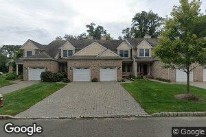 62 Trotters Ln, Allendale, NJ 07401