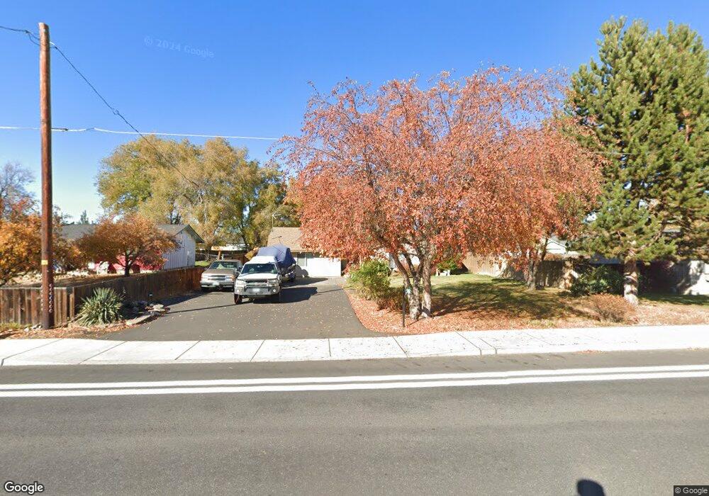 2867 SW Canal Blvd, Redmond, OR 97756 - photo 1