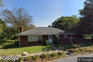 11 S Locke Ave, Yeagertown, PA 17099