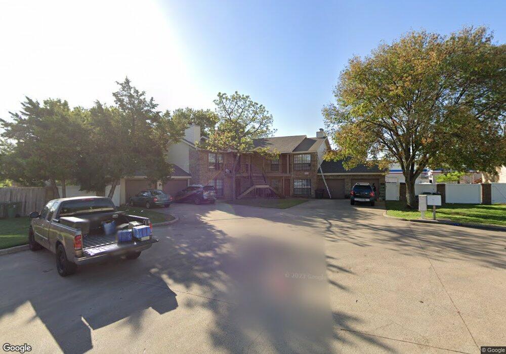 5012 Winder Ct unit D, North Richland Hills, TX 76180 - photo 1