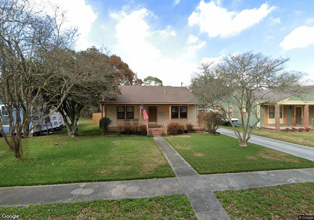 337 Indest St, New Iberia, LA 70563 - photo 1