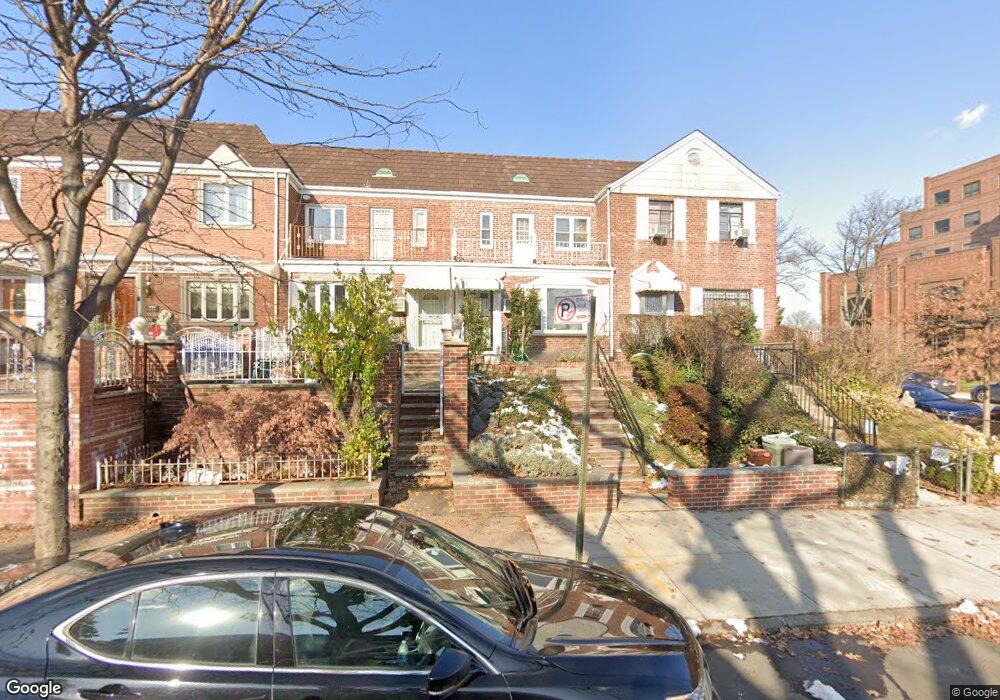 14453 76th Rd, Flushing, NY 11367 - photo 1