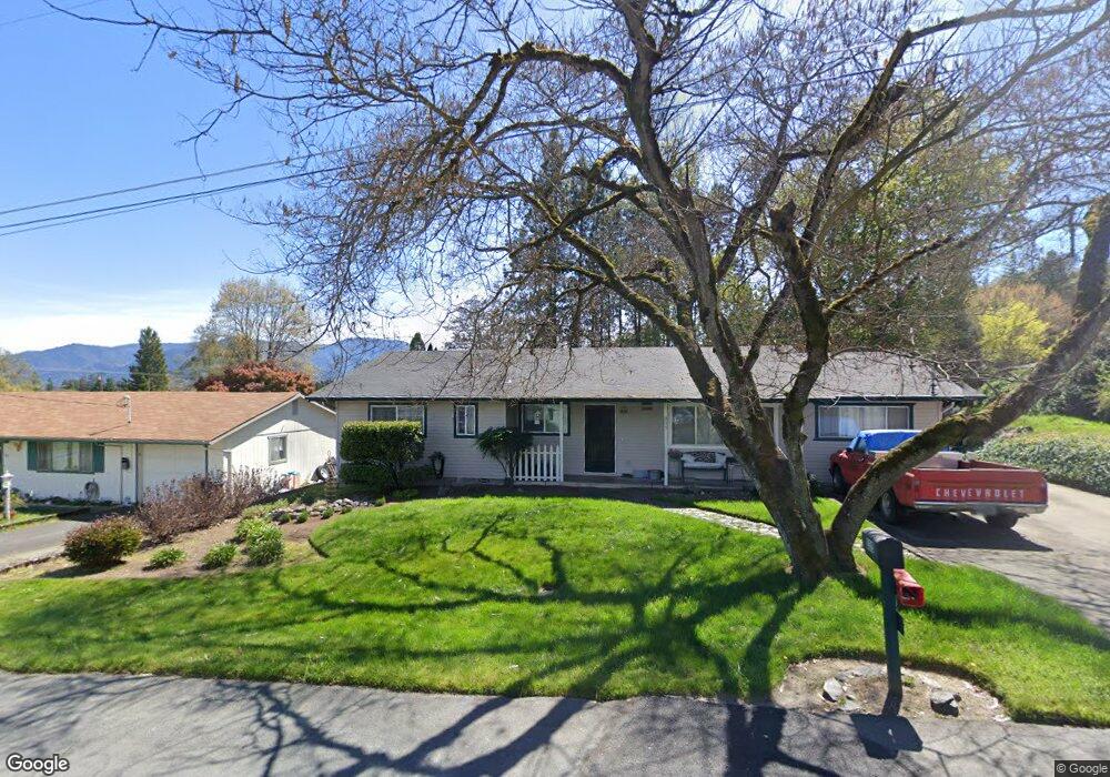 335 NW Pleasant View Dr, Grants Pass, OR 97526 - photo 1