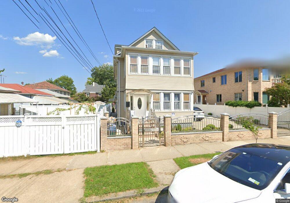 3611 215th St, Bayside, NY 11361 - photo 1