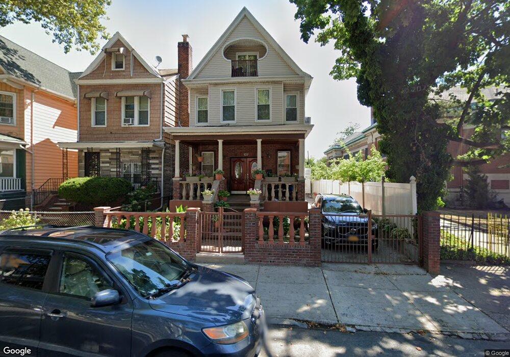 137 Warwick St, Brooklyn, NY 11207 - photo 1