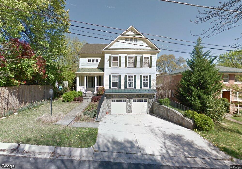 6805 Brennon Ln, Chevy Chase, MD 20815 - photo 1