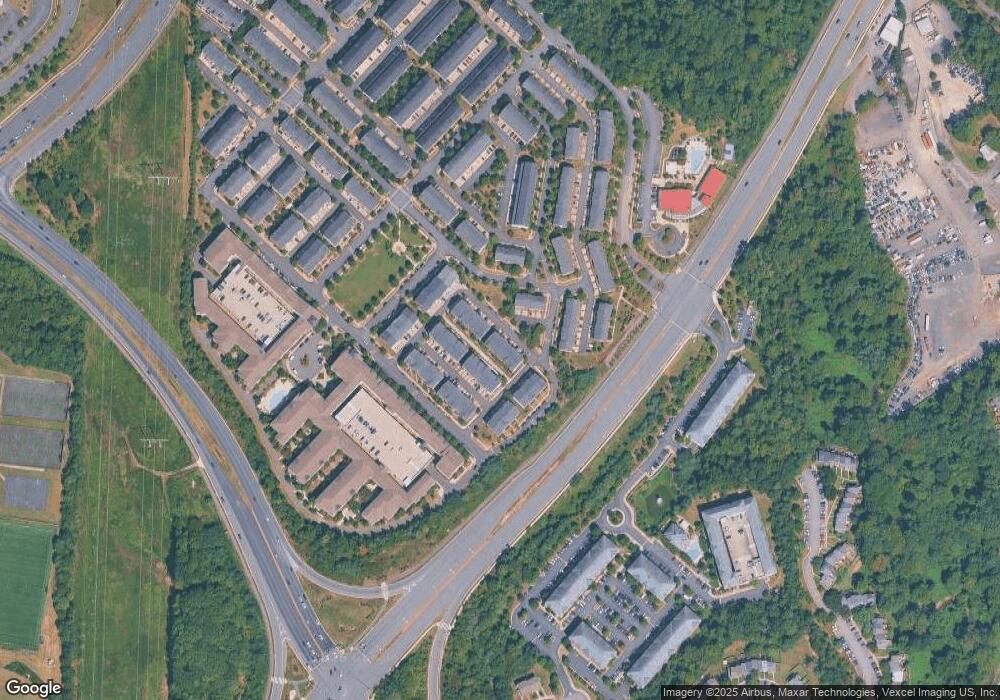 2279 Kew Gardens Dr unit 193, Woodbridge, VA 22191 - photo 1