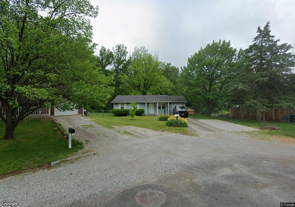 304 Timber Lake Dr, Freeburg, IL 62243 - photo 1