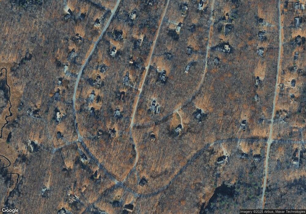 128 Apple Dr, Milford, PA 18337 - photo 1