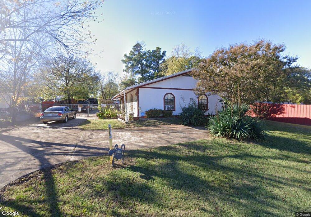 407 N I St, Hugo, OK 74743 - photo 1