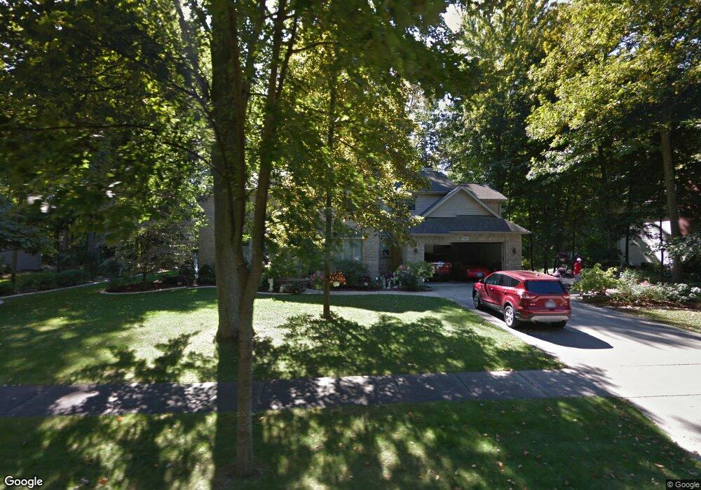 741 Maple Crest Dr, Frankenmuth, MI 48734 - photo 1