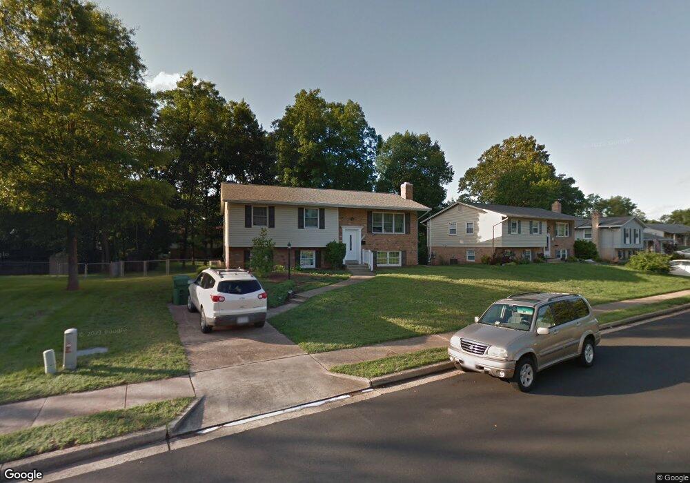 9716 Botsford Rd, Manassas, VA 20109 - photo 1