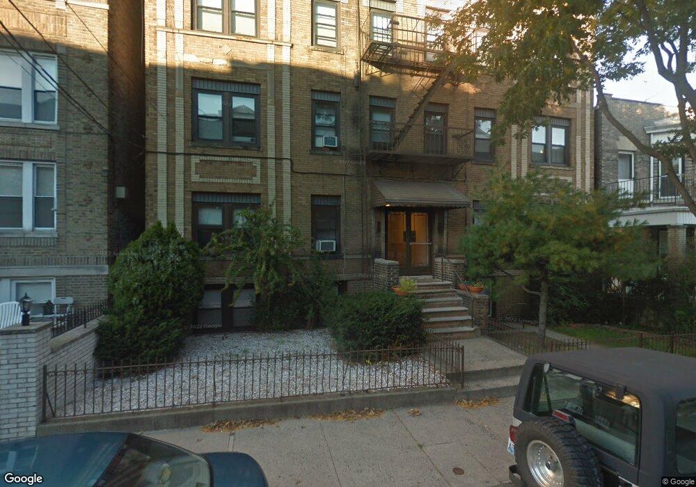 14 Oak St unit 9, Weehawken, NJ 07086 - photo 1