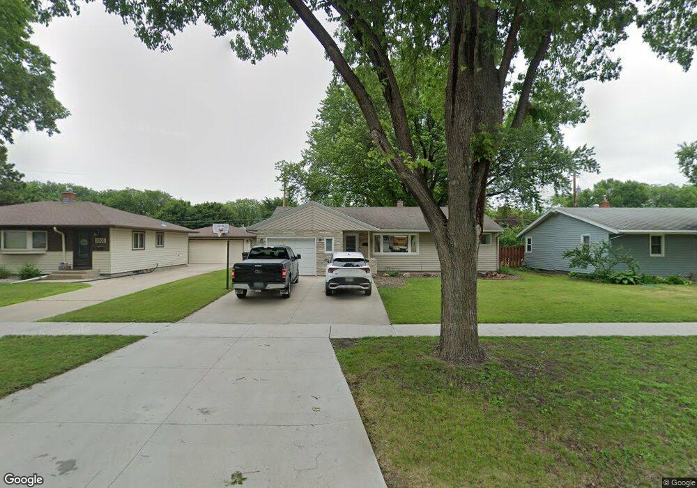 2301 10th St N, Fargo, ND 58102 - photo 1
