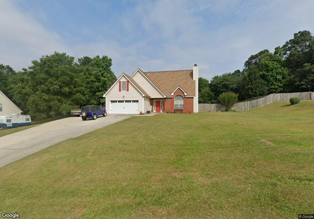 7312 Clubcrest Dr, Flowery Branch, GA 30542 - photo 1