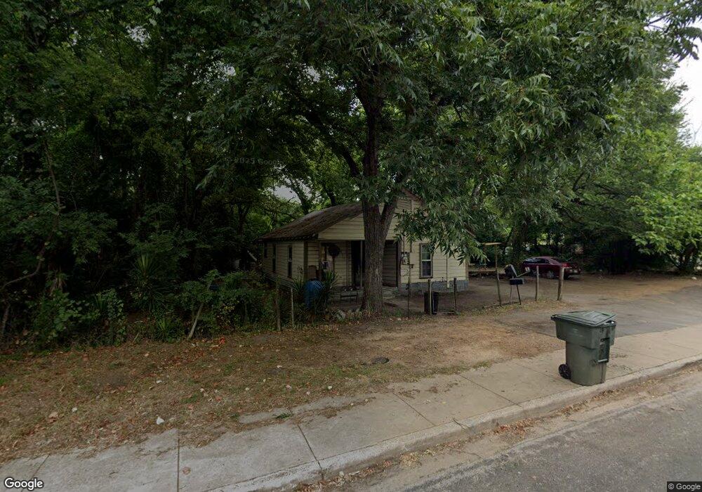 1417 S Shawnee St, Nacogdoches, TX 75961 - photo 1