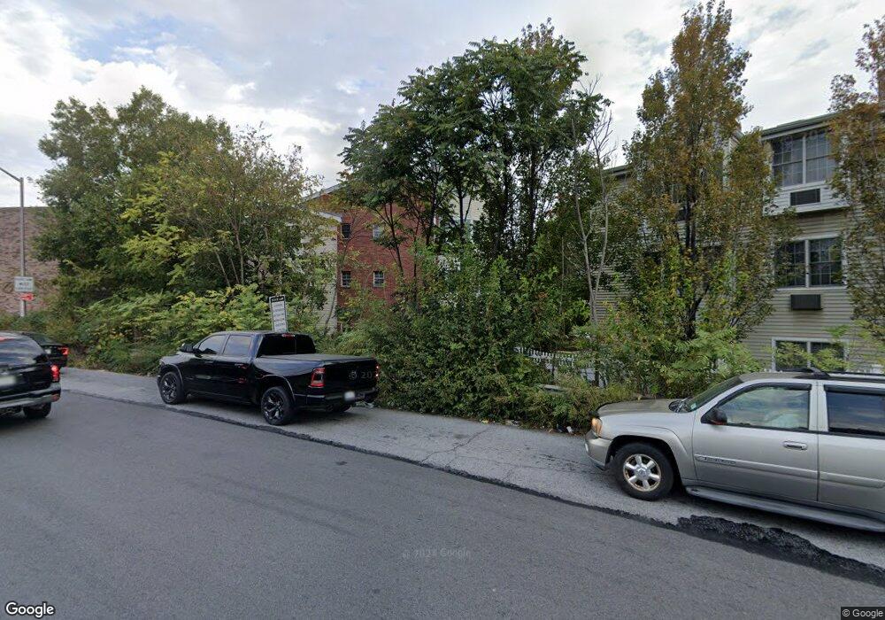 9444 Magnolia Ct unit 1A, Ozone Park, NY 11417 - photo 1