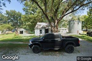 317 E Main St, Hardin, MO 64035