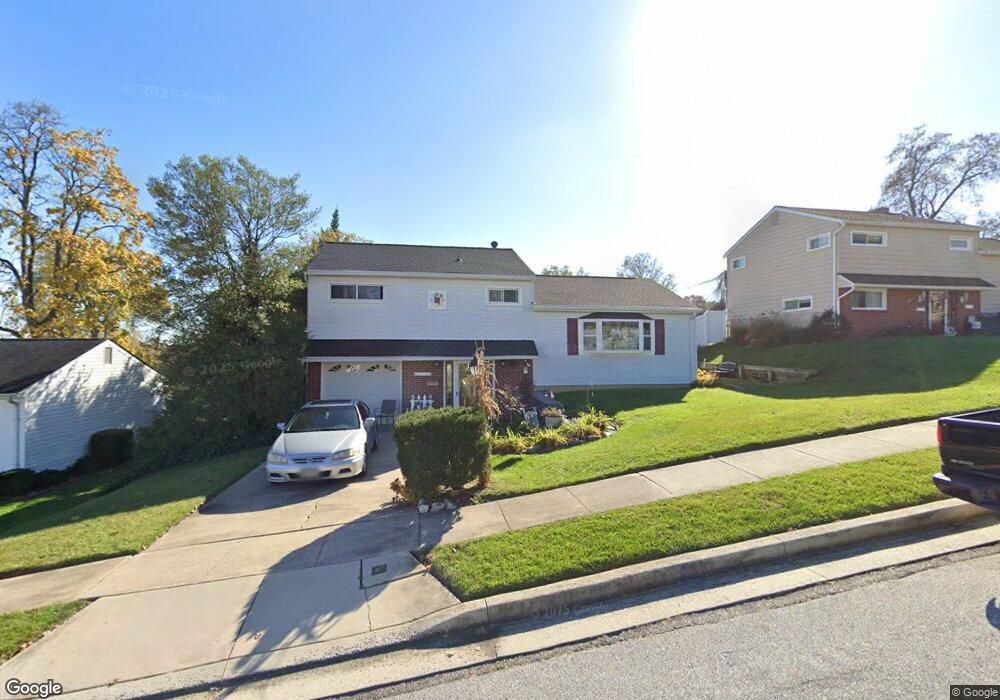 1113 Flamingo Dr, Halethorpe, MD 21227 - photo 1