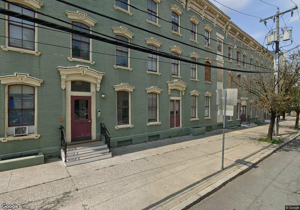 5 Elizabeth St unit 3, Albany, NY 12202 - photo 1