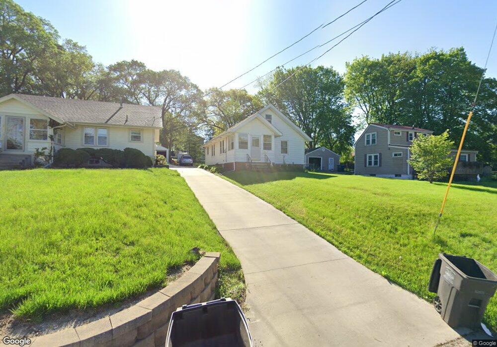 1061 59th St, Des Moines, IA 50311 - photo 1