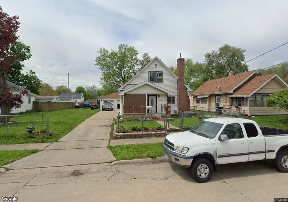 806 E 23rd Ct, Des Moines, IA 50317 - photo 1