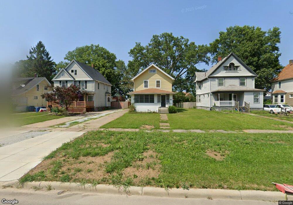 2031 E 31st St, Lorain, OH 44055 - photo 1