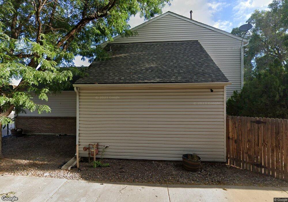 11921 E Nevada Cir, Aurora, CO 80012 - photo 1