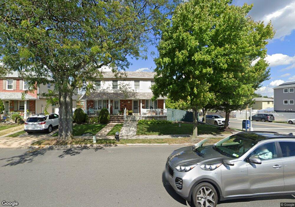 449 Leverett Ave, Staten Island, NY 10308 - photo 1