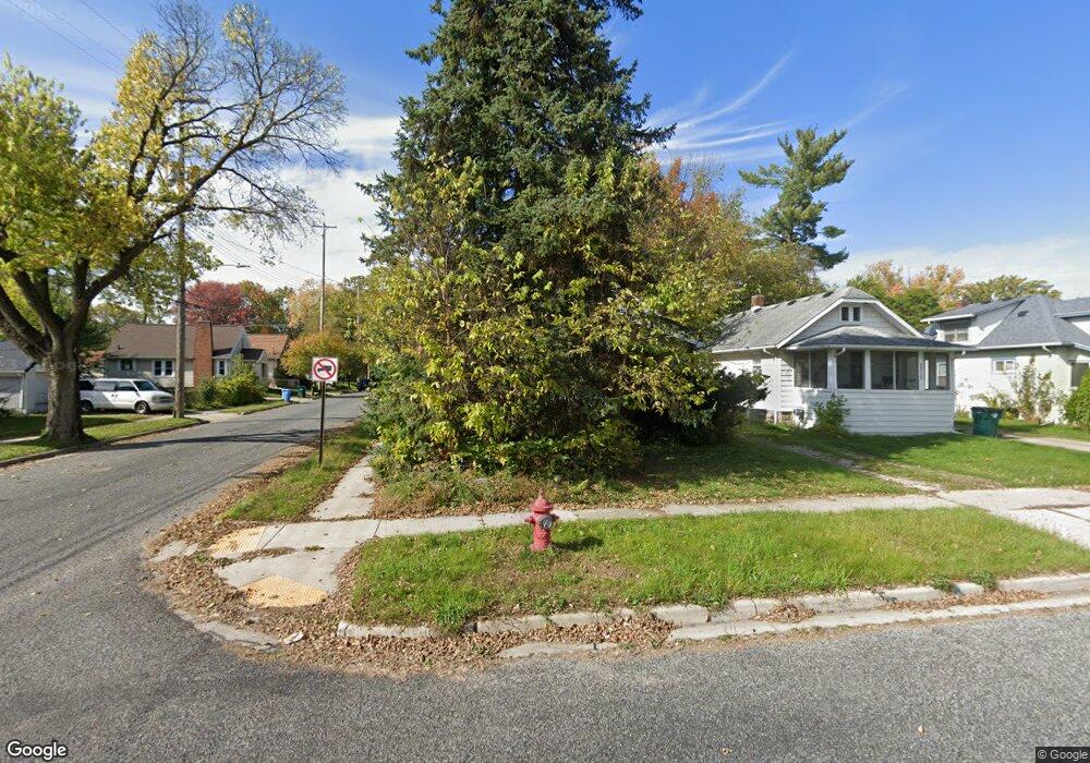 2216 Beal Ave, Lansing, MI 48910 - photo 1