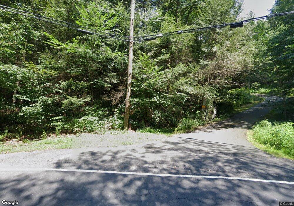 32 Glen Rd, Redding, CT 06896 - photo 1