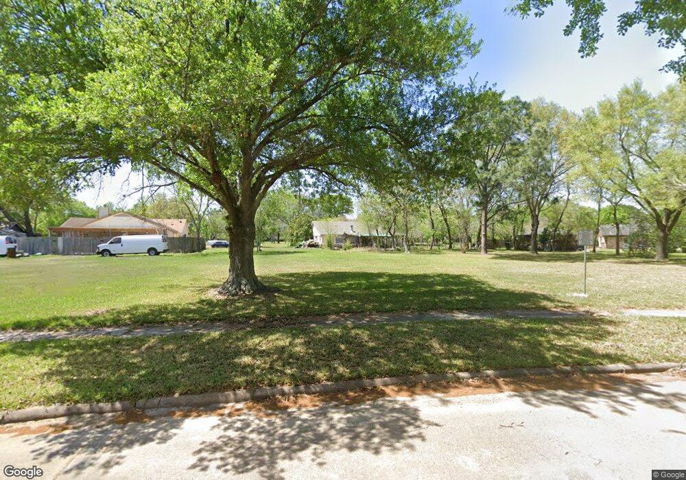 7127 Wood Heather Ln, Houston, TX 77040 - photo 1