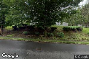 71 Meyersville Rd, Gillette, NJ 07933