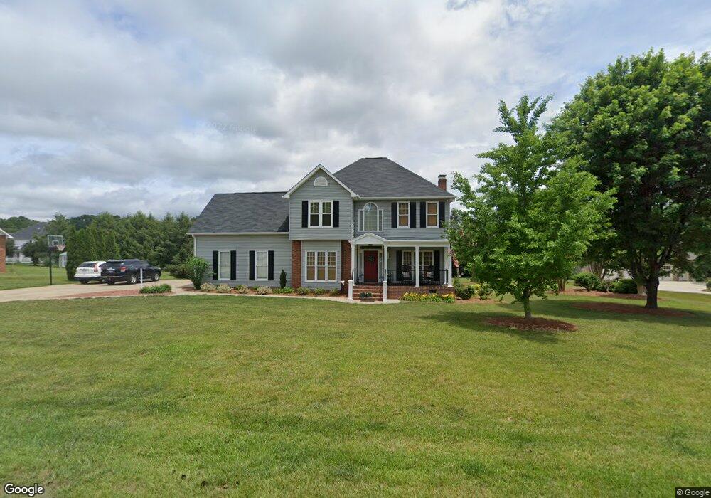 310 Thistle Ln, Statesville, NC 28625 - photo 1