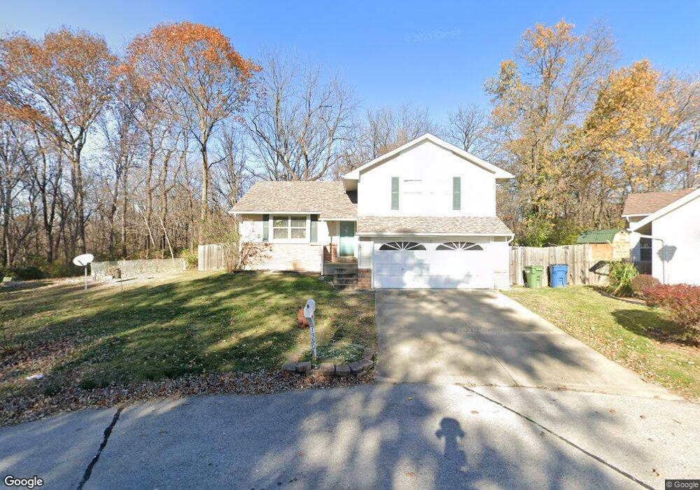 1330 Jacquelyn Ct, Maryville, IL 62062 - photo 1