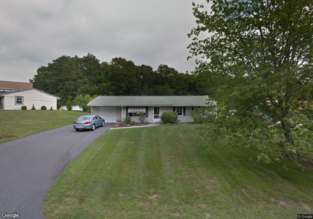 22 Sagamore Dr, South Dartmouth, MA 02748 - photo 1