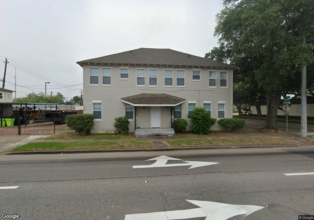 2302 Avenue H, Rosenberg, TX 77471 - photo 1