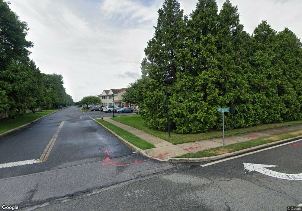 5 Gazebo Ln unit 5, Holtsville, NY 11742 - photo 1